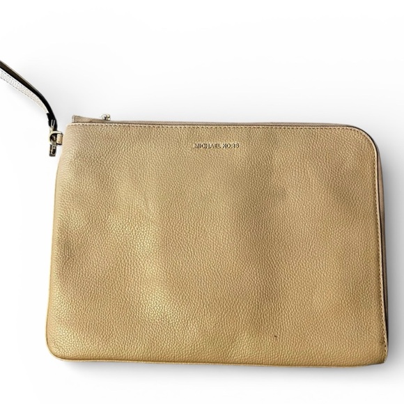 Michael Kors Other - Michael Kors Pebbled Leather iPad Tablet Sleeve